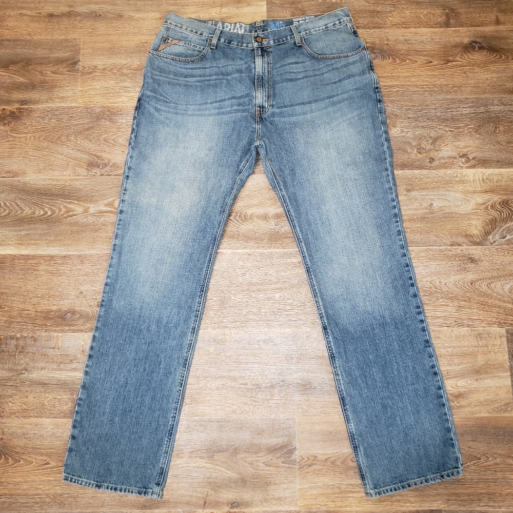 Ariat M2 Relaxed Boot-cut "Legacy" Jeans 40 x 36